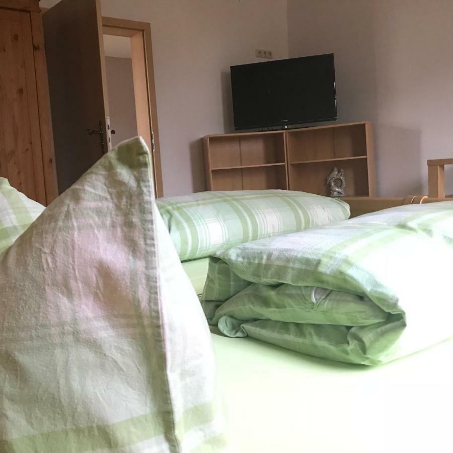 Pension Zum Mohr Birstein ภายนอก รูปภาพ