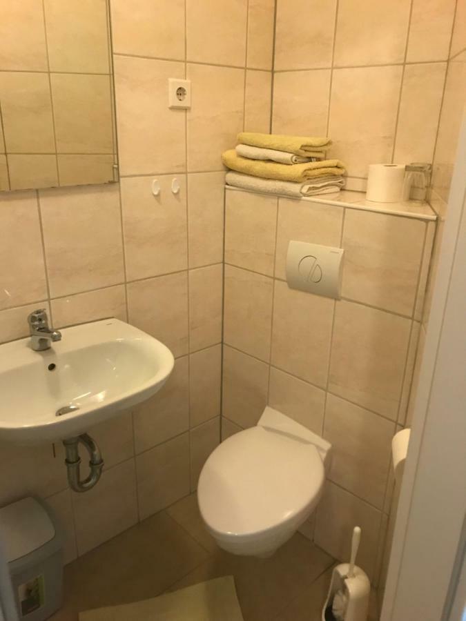 Pension Zum Mohr Birstein ภายนอก รูปภาพ